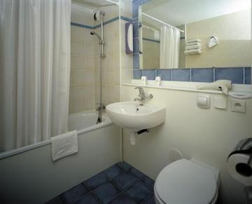 Hotel Campanile - Sud Est - 3*